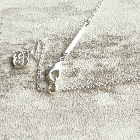 Kendra Scott Bright Silver Dichroic Glass Short Necklace - Elisa Unicorn - Picture 4 of 4